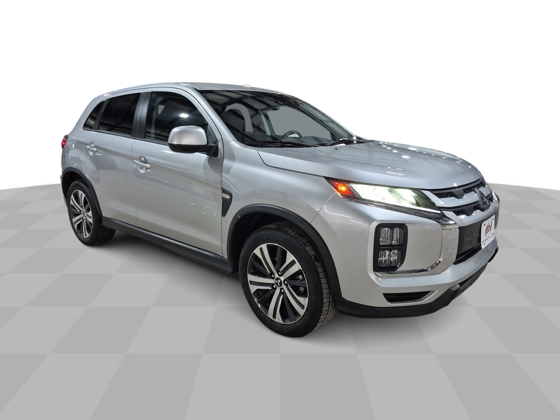 Used 2025 Mitsubishi Outlander Sport ES image 2