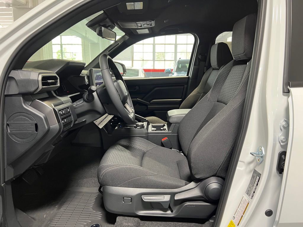 New 2026 Toyota 4Runner SR5 AWD/4WD image 8