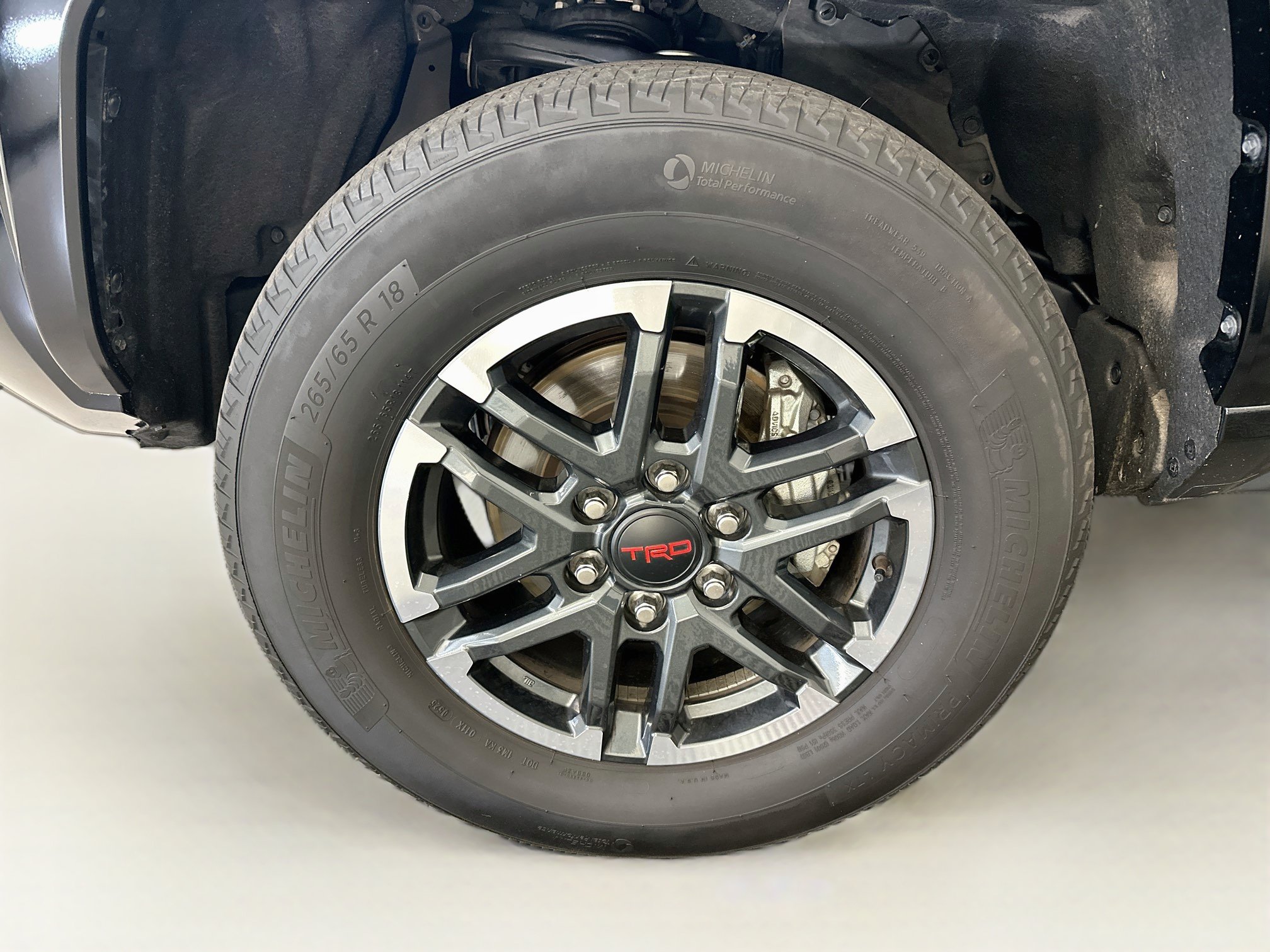 Used 2025 Toyota Tacoma TRD Sport w/ TRD Sport Upgrade Package AWD/4WD image 36