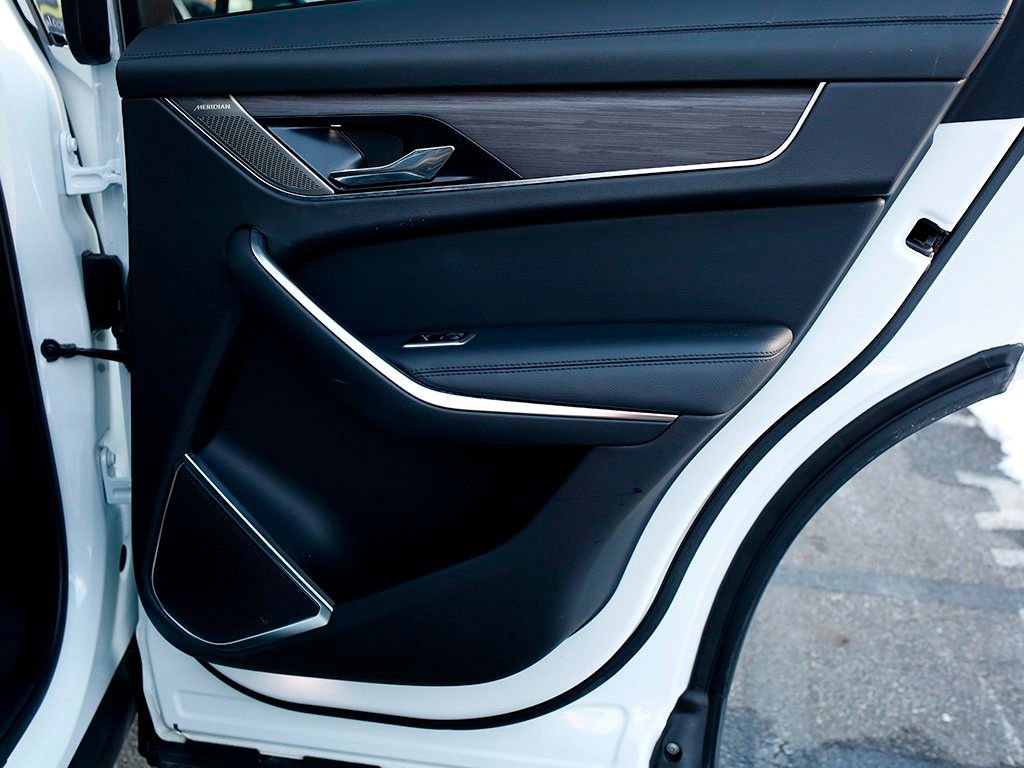 Used 2022 Jaguar F-PACE S AWD/4WD image 25