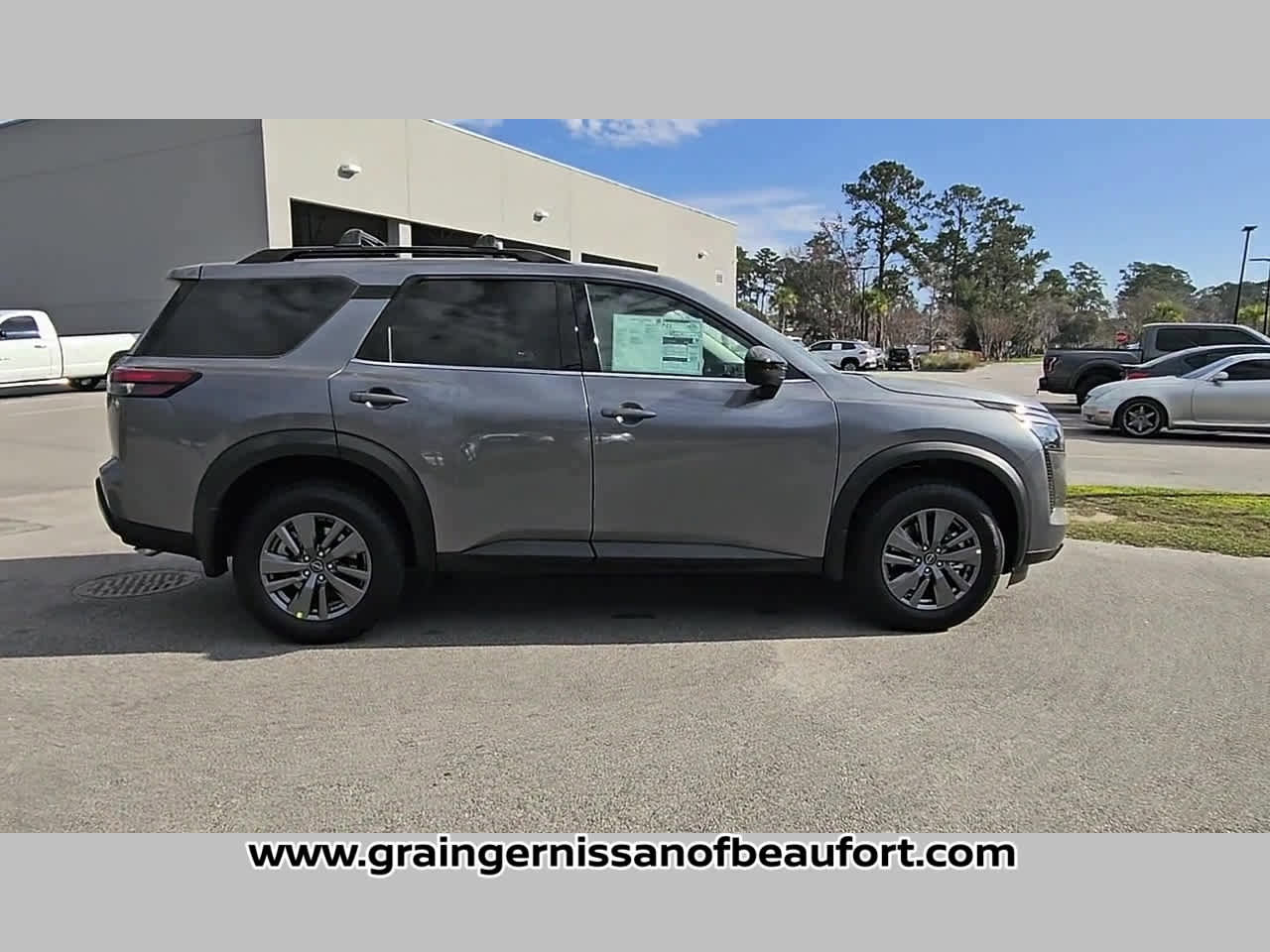 New 2026 Nissan Pathfinder SV FWD image 35