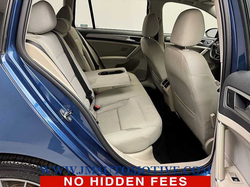 Used 2017 Volkswagen Golf S AWD/4WD image 17