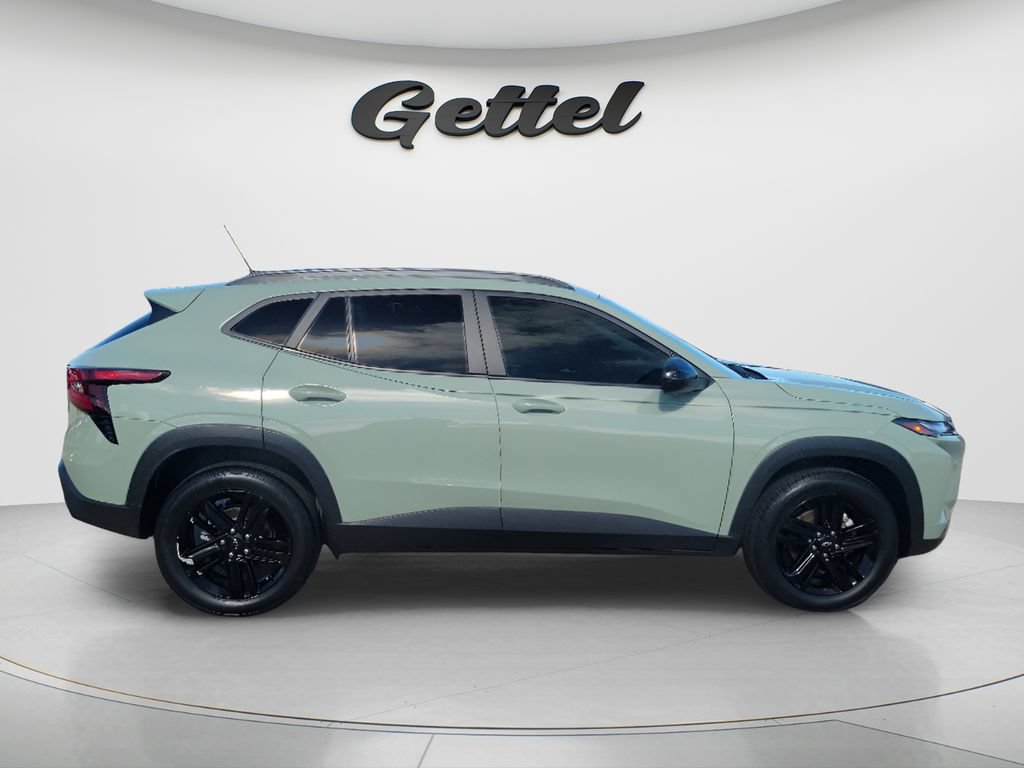 Used 2025 Chevrolet Trax ACTIV w/ Driver Confidence Package FWD image 4