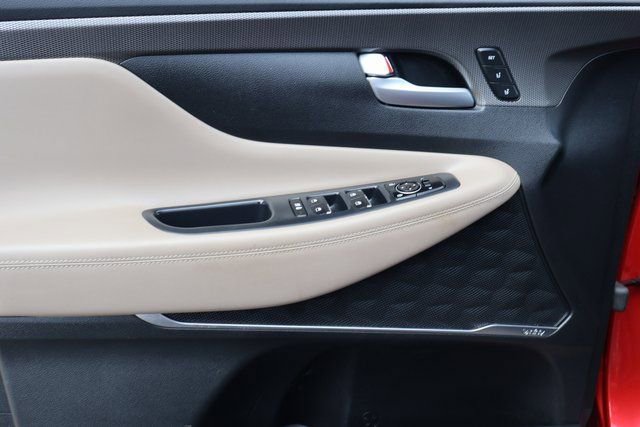 Used 2020 Hyundai Santa Fe Limited image 8