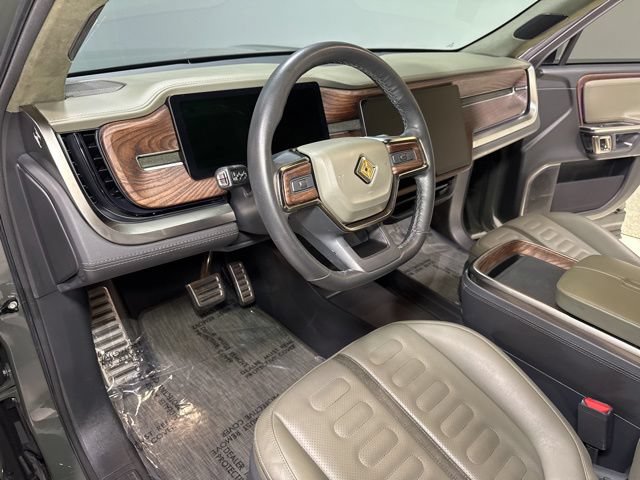 Used 2023 Rivian R1S Launch Edition AWD/4WD image 15