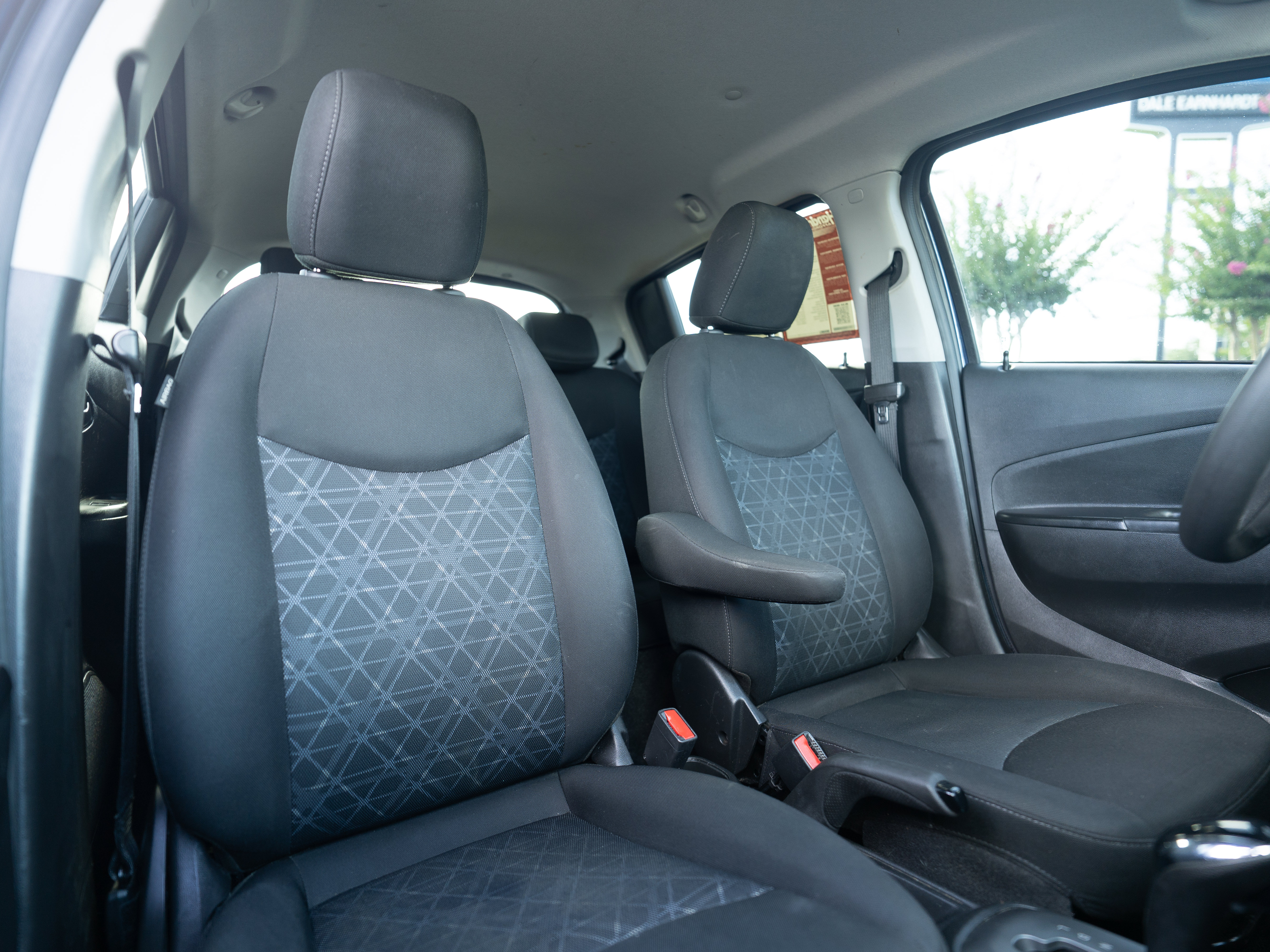 Used 2022 Chevrolet Spark LT FWD image 11