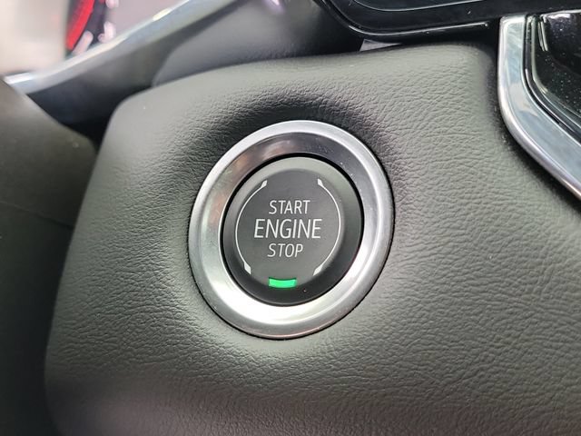 Certified 2025 GMC Canyon Elevation RWD image 29