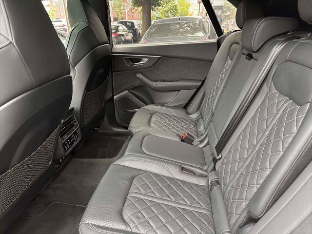 Used 2023 Audi SQ8 Prestige w/ Prestige Package AWD/4WD image 18