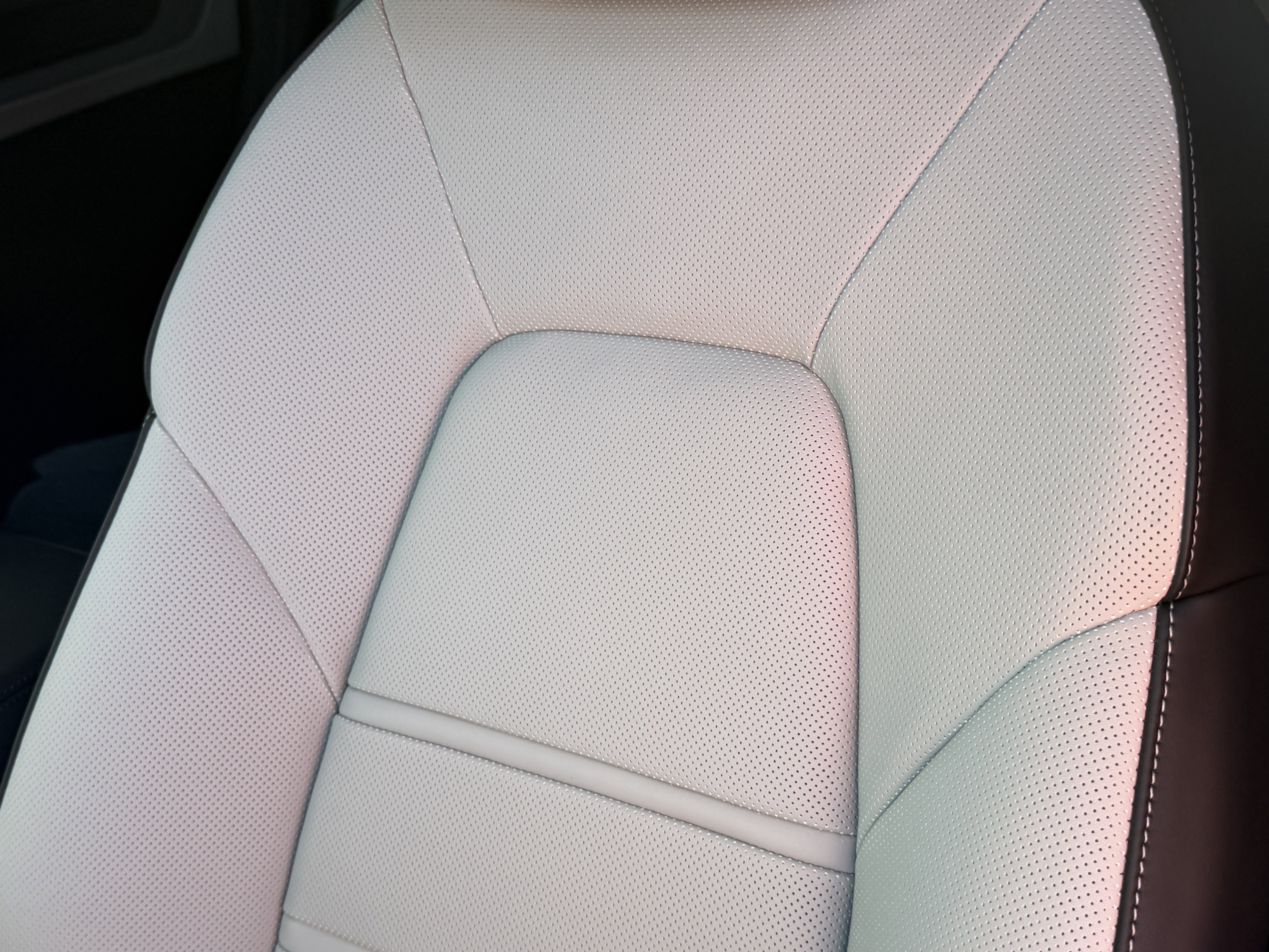 New 2026 Porsche Cayenne Coupe image 5