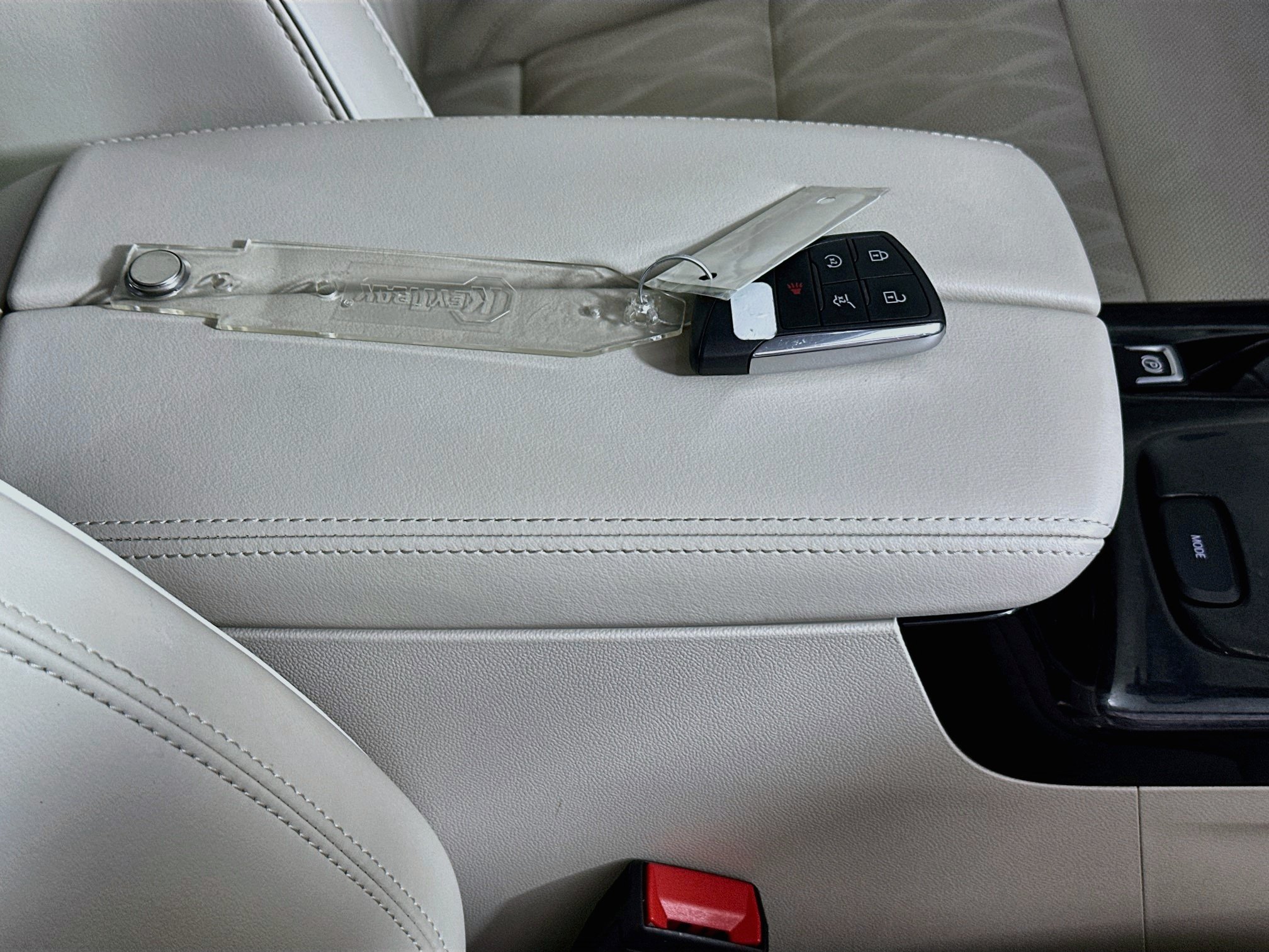 Used 2023 Buick Envision Avenir FWD image 33