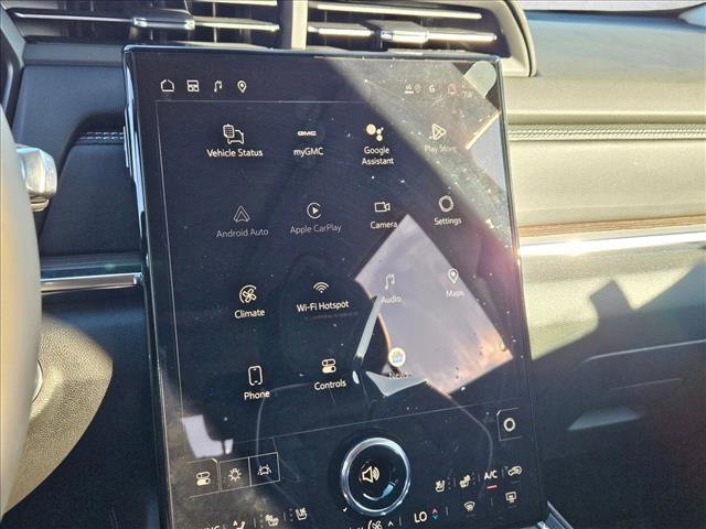 New 2026 GMC Terrain Denali AWD/4WD image 13