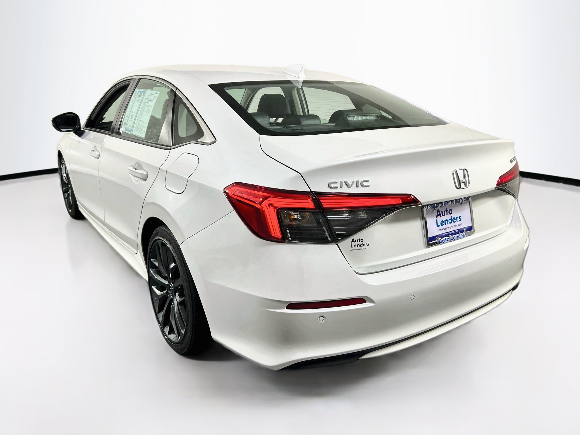 Used 2023 Honda Civic Touring image 7