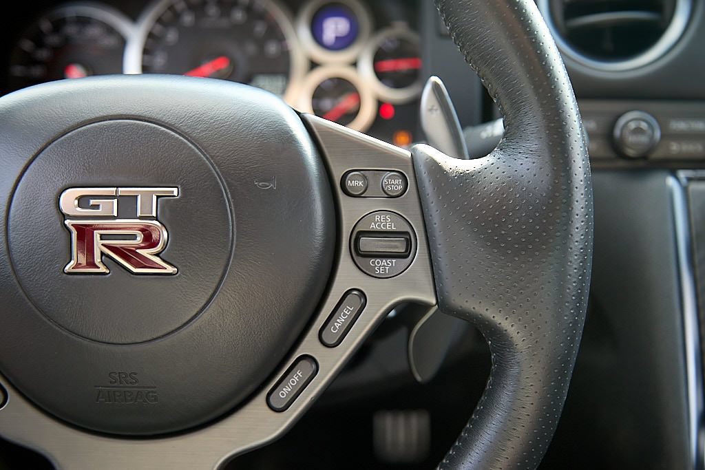 Used 2016 Nissan GT-R Premium AWD/4WD image 50