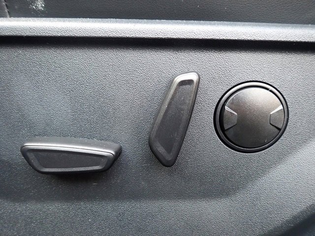 Used 2025 Ford Expedition Max Platinum image 24