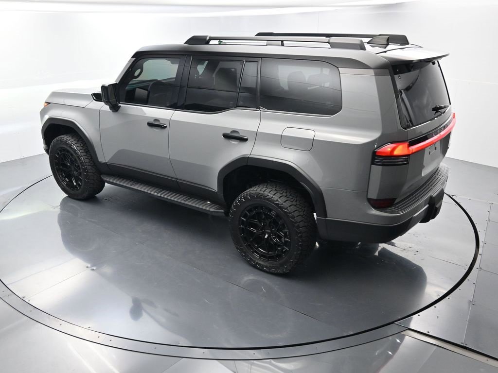 Used 2025 Lexus GX 550 image 35