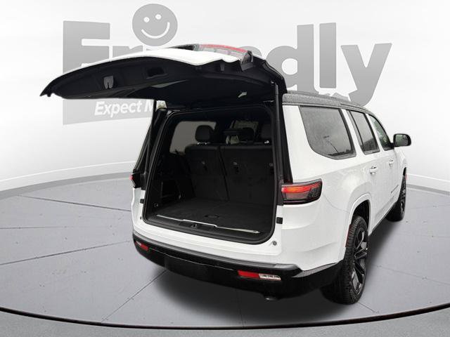 New 2026 Jeep Grand Wagoneer Summit AWD/4WD image 28