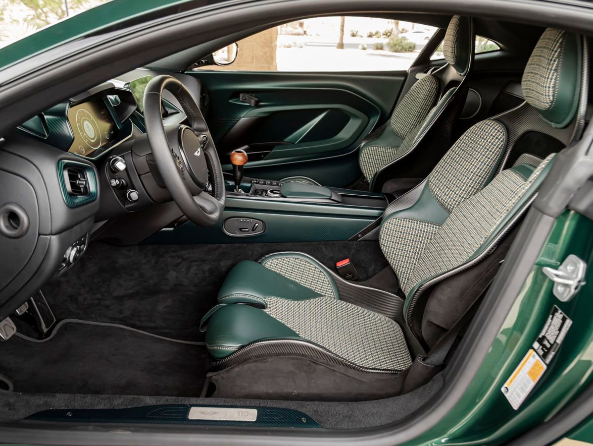 Used 2024 Aston Martin Valour RWD image 17