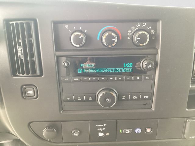 Used 2020 Chevrolet Express 3500 Extended w/ Power Convenience Package image 11