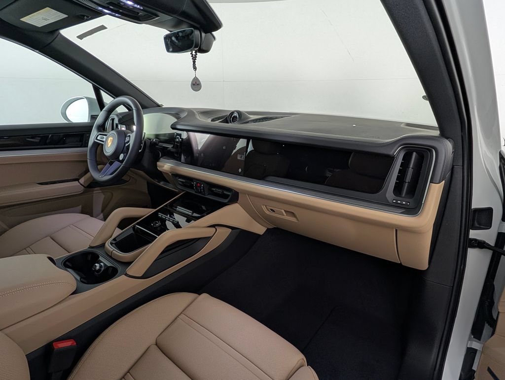 New 2026 Porsche Cayenne AWD/4WD image 19