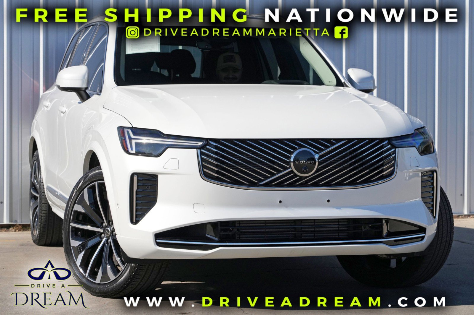 Used 2025 Volvo XC90 T8 Ultra w/ Protection Package Premier AWD/4WD image 2