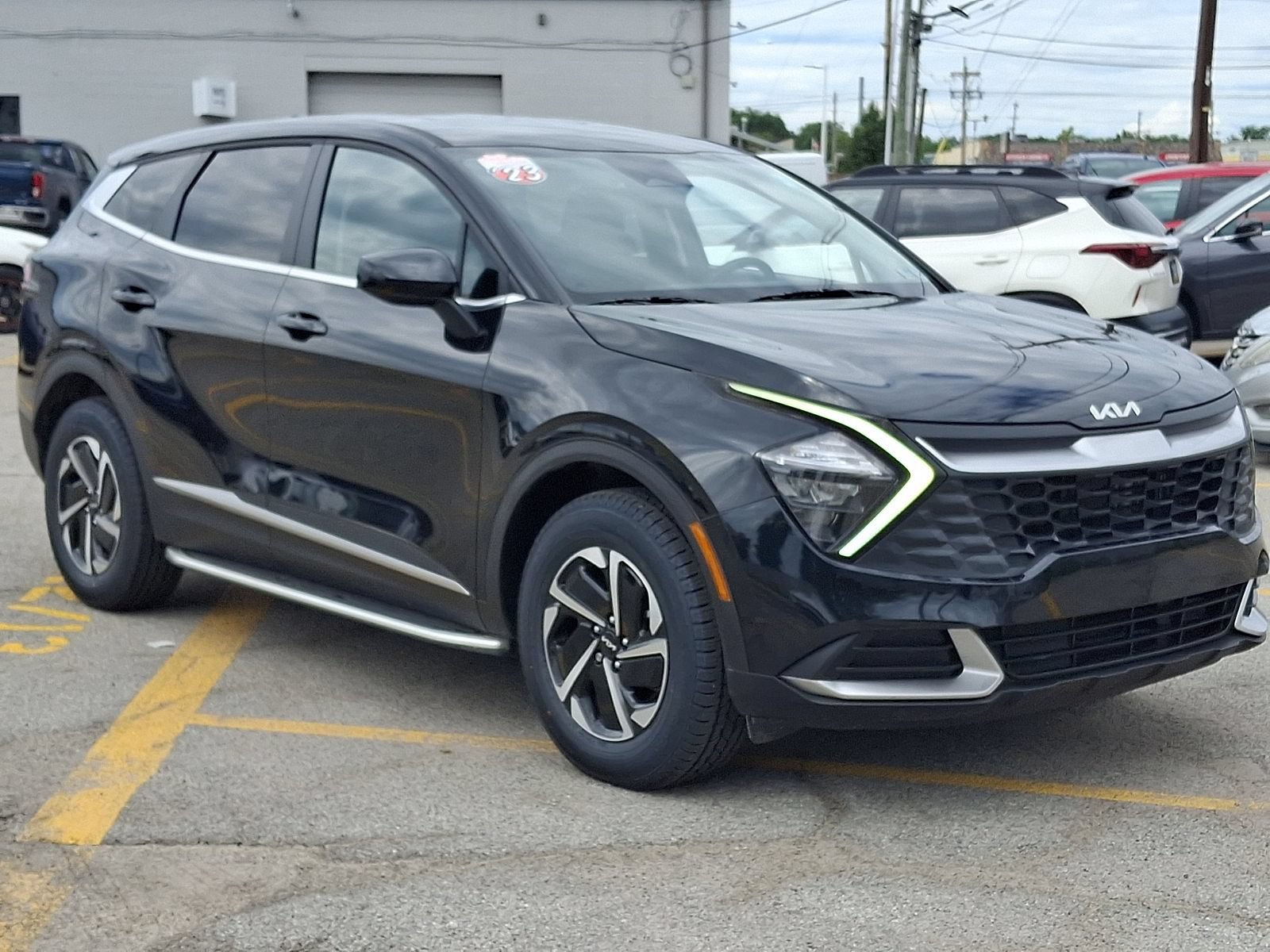Certified 2023 Kia Sportage LX AWD/4WD image 8