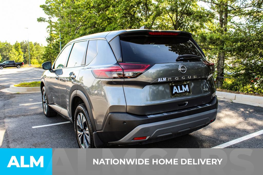 Used 2022 Nissan Rogue SV FWD image 5