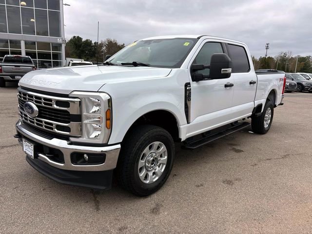 Used 2024 Ford F250 XLT w/ FX4 Off-Road Package AWD/4WD image 7