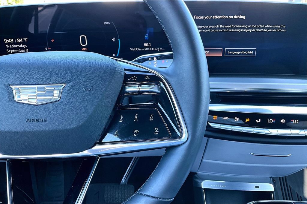 Used 2024 Cadillac Lyriq Luxury AWD/4WD image 21