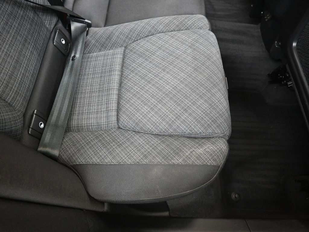 Certified 2023 Volvo XC60 B5 Core image 16