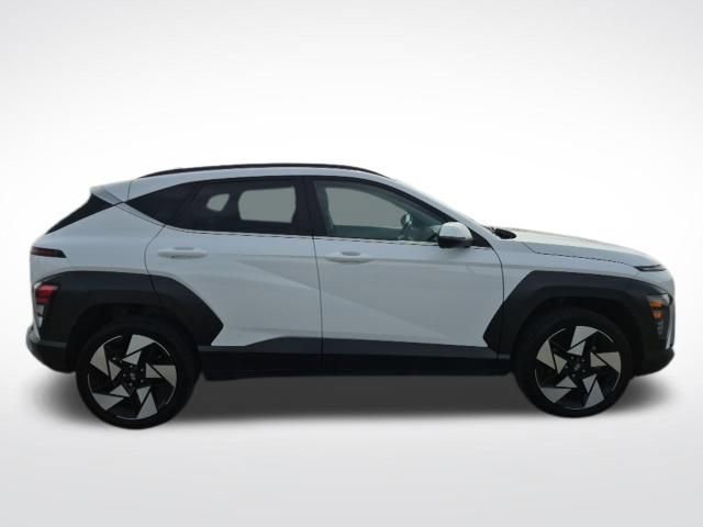 Used 2024 Hyundai Kona Limited AWD/4WD image 4