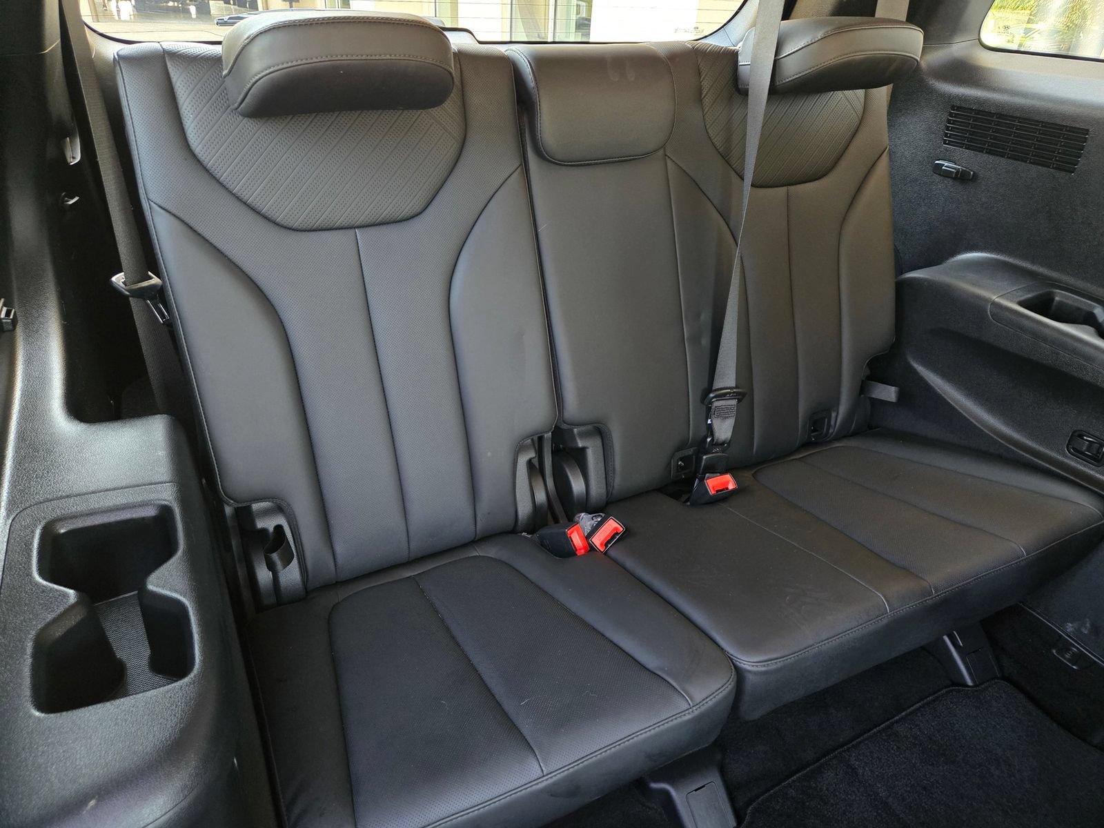 Certified 2024 Hyundai Palisade SEL w/ Premium Package FWD image 30