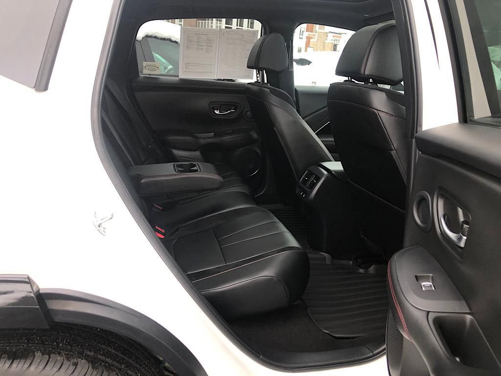 Certified 2025 Acura ADX A-Spec image 29