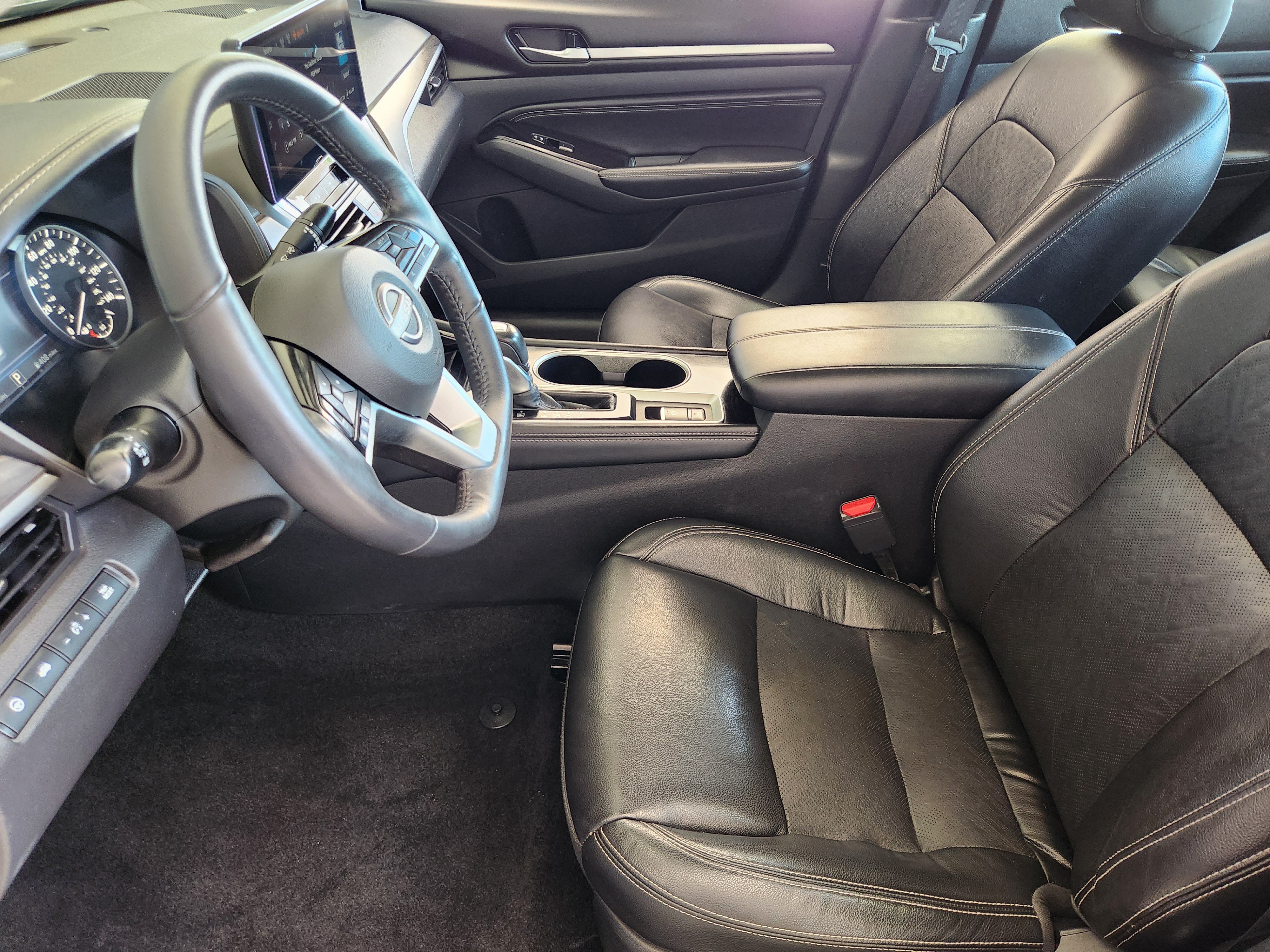 Used 2023 Nissan Altima 2.5 SL FWD image 13