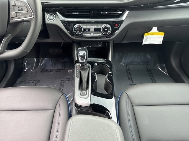 New 2025 Buick Envista Sport Touring image 22