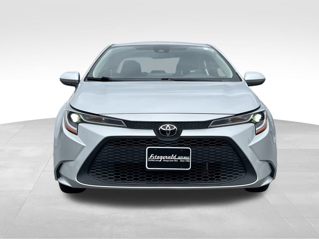 Used 2022 Toyota Corolla LE image 5