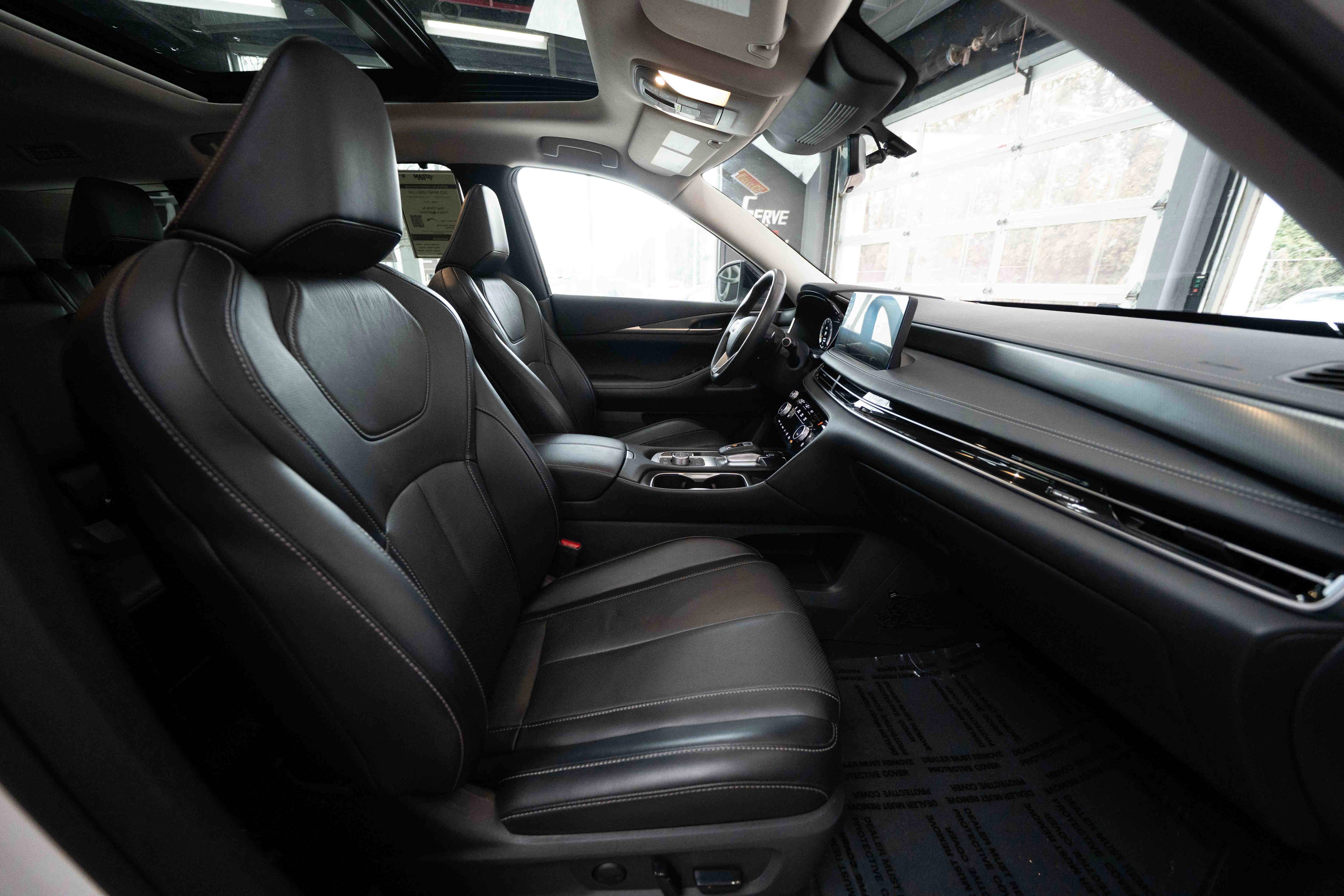 Used 2023 INFINITI QX60 Luxe w/ Cargo Package image 27