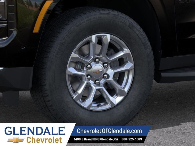 New 2026 Chevrolet Suburban LT w/ Comfort Package AWD/4WD image 9