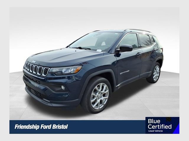 Used 2024 Jeep Compass Latitude image 1