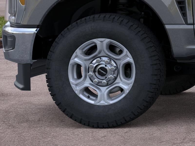 New 2026 Ford F250 XLT w/ FX4 Off-Road Package AWD/4WD image 19