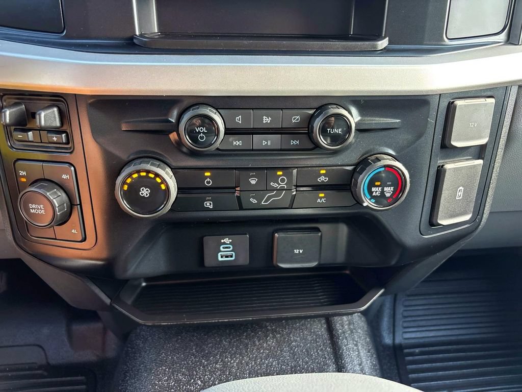 Used 2024 Ford F550 4x4 Regular Cab Super Duty w/ Snow Plow Prep Package image 22
