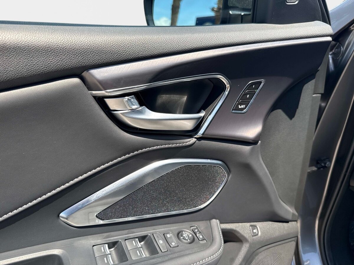 Certified 2026 Acura RDX SH-AWD image 17
