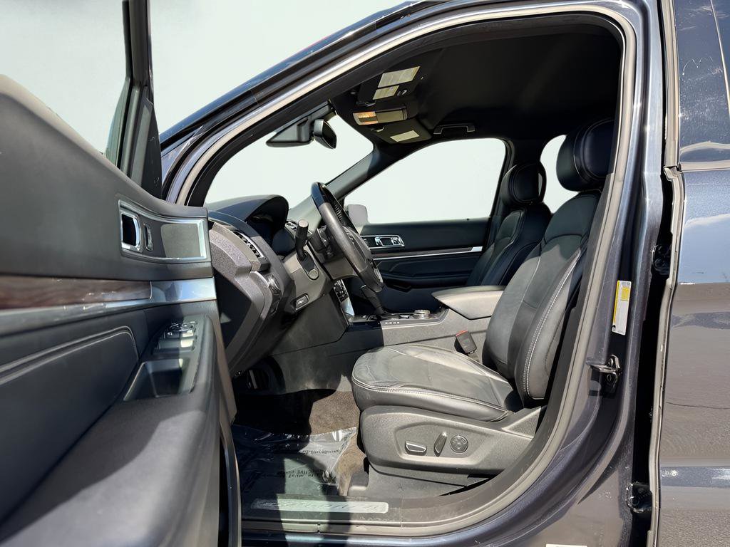 Used 2017 Ford Explorer Limited w/ Equipment Group 301A image 17