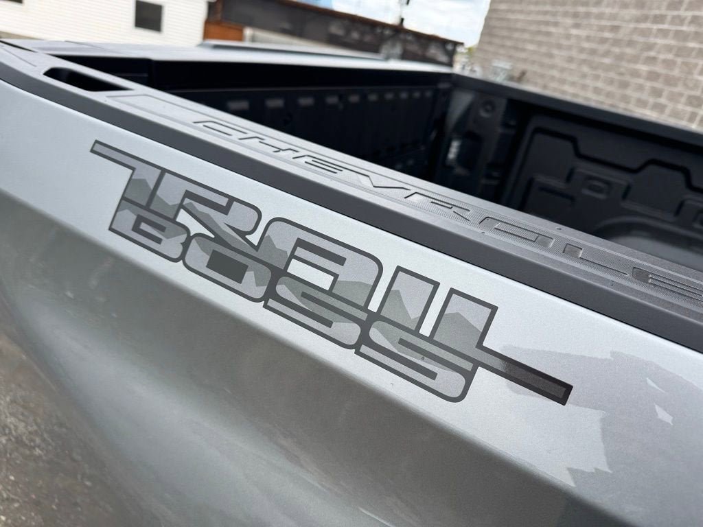 New 2026 Chevrolet Silverado 1500 Custom Trail Boss w/ Dark Appearance Package AWD/4WD image 11