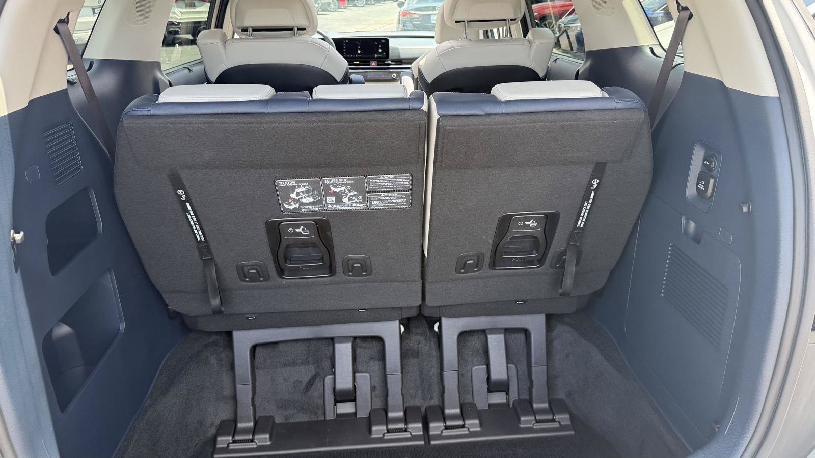 Used 2026 Kia Carnival SX Prestige FWD image 57