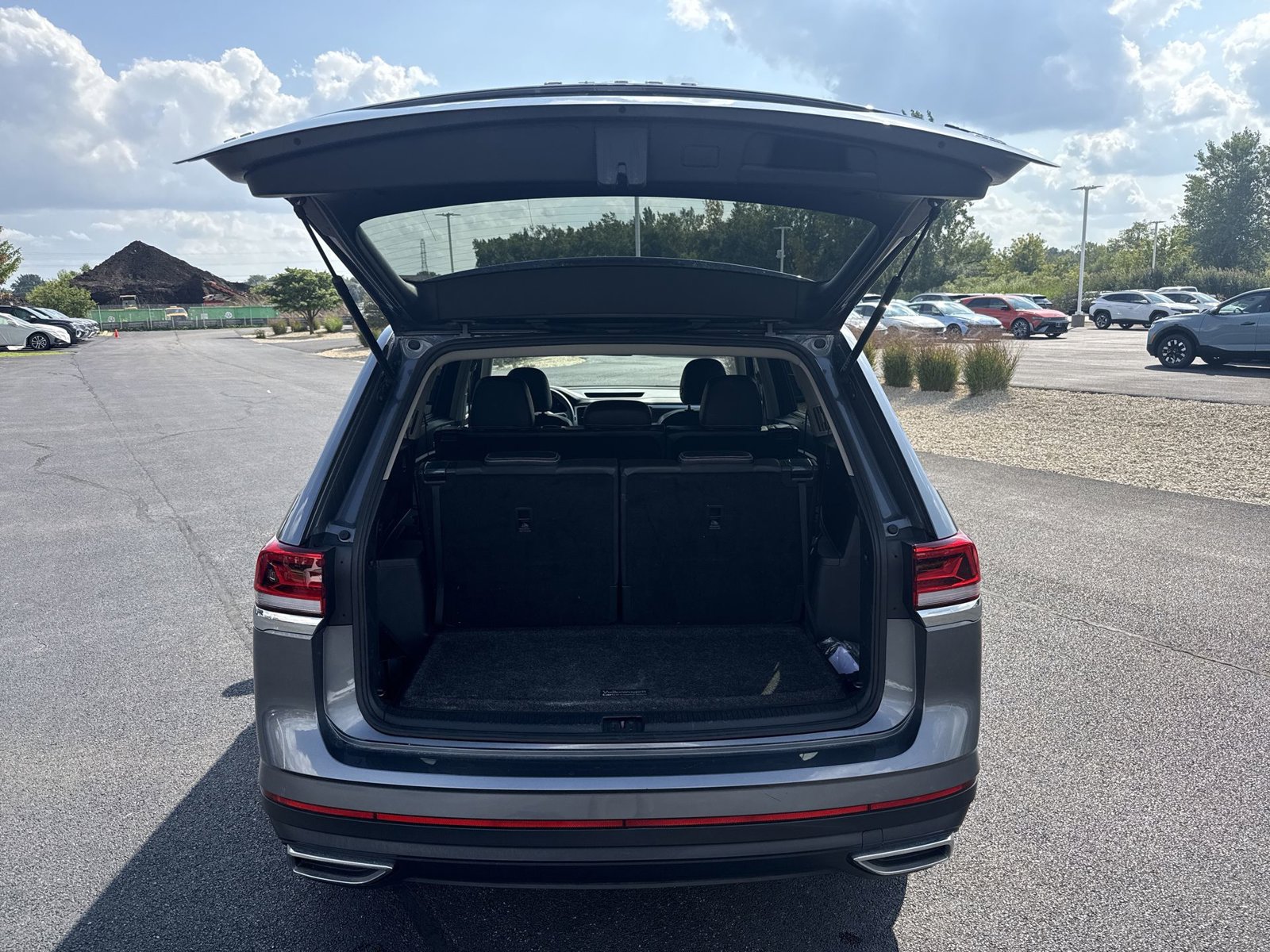 Used 2023 Volkswagen Atlas SE AWD/4WD image 27