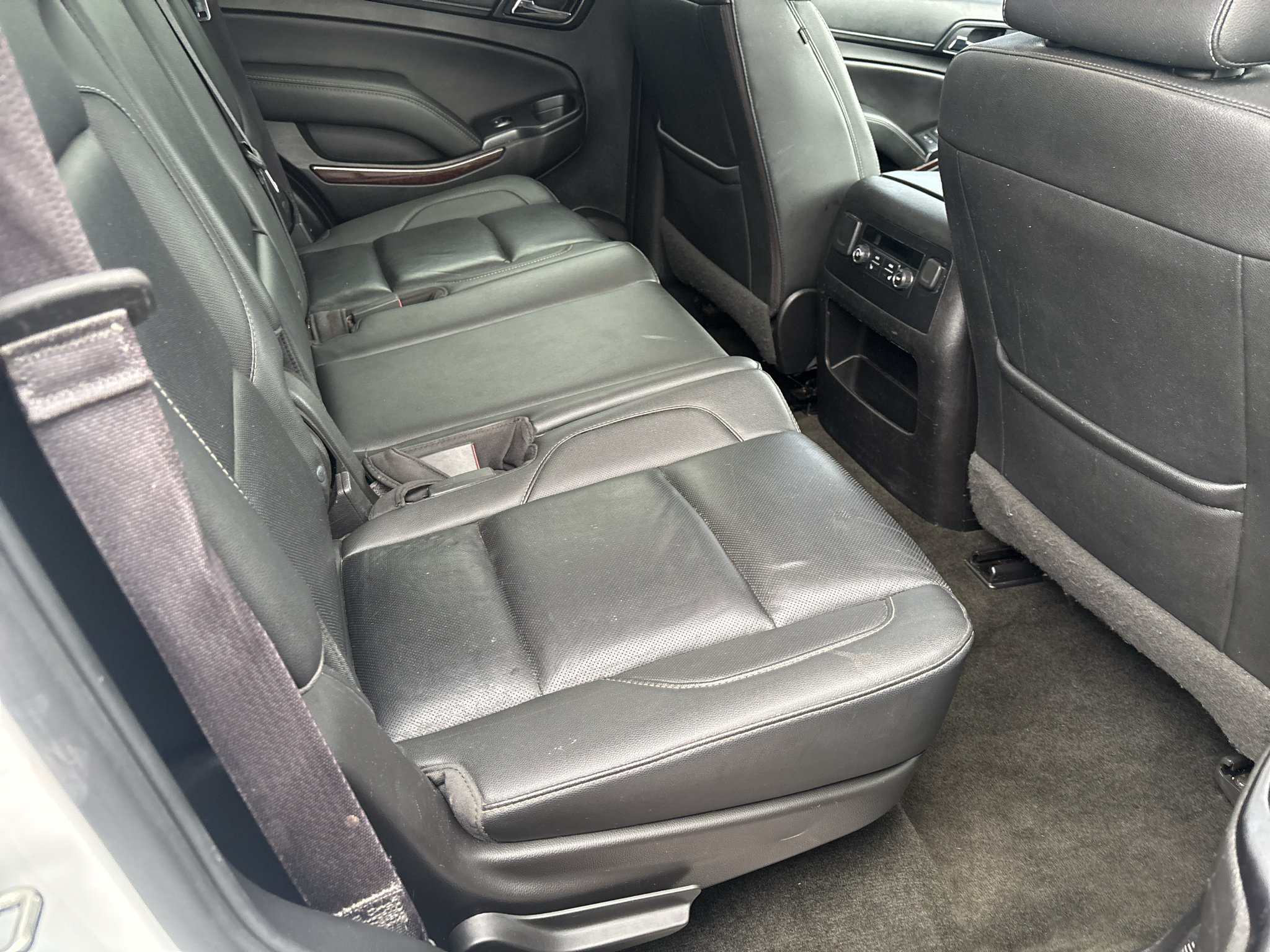 Used 2017 GMC Yukon SLT AWD/4WD image 21