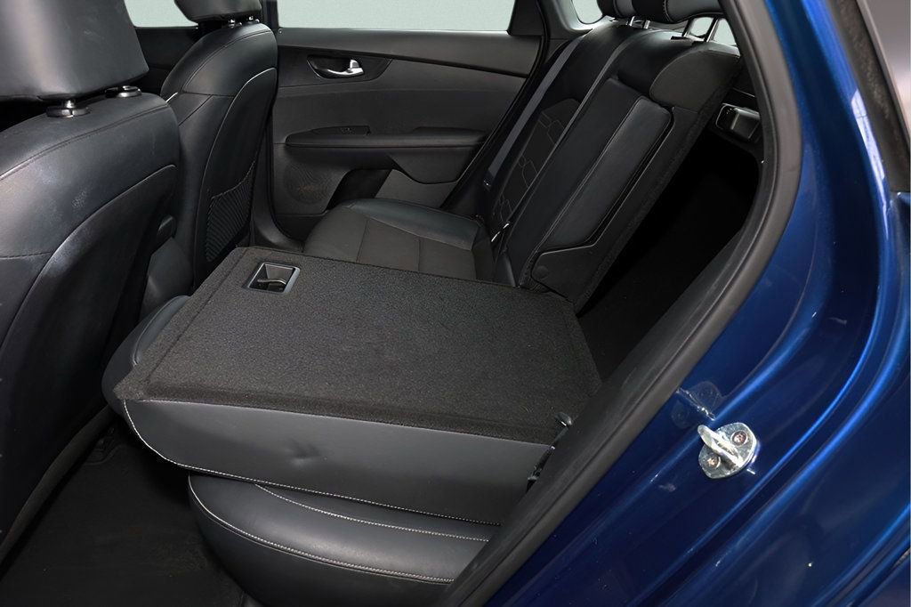 Used 2020 Kia Forte GT-Line w/ GT-Line Premium Package FWD image 15