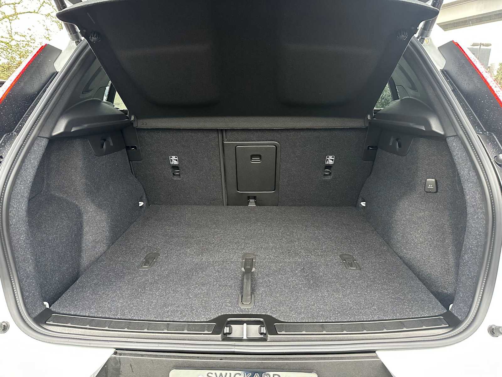 New 2026 Volvo XC40 B5 Plus w/ Protection Package Premier image 14