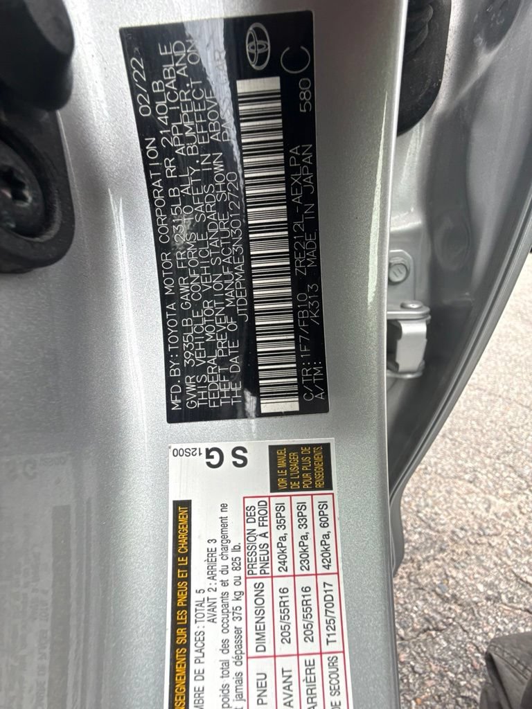 Used 2022 Toyota Corolla LE w/ Carpet Mat Package (TMS) FWD image 14