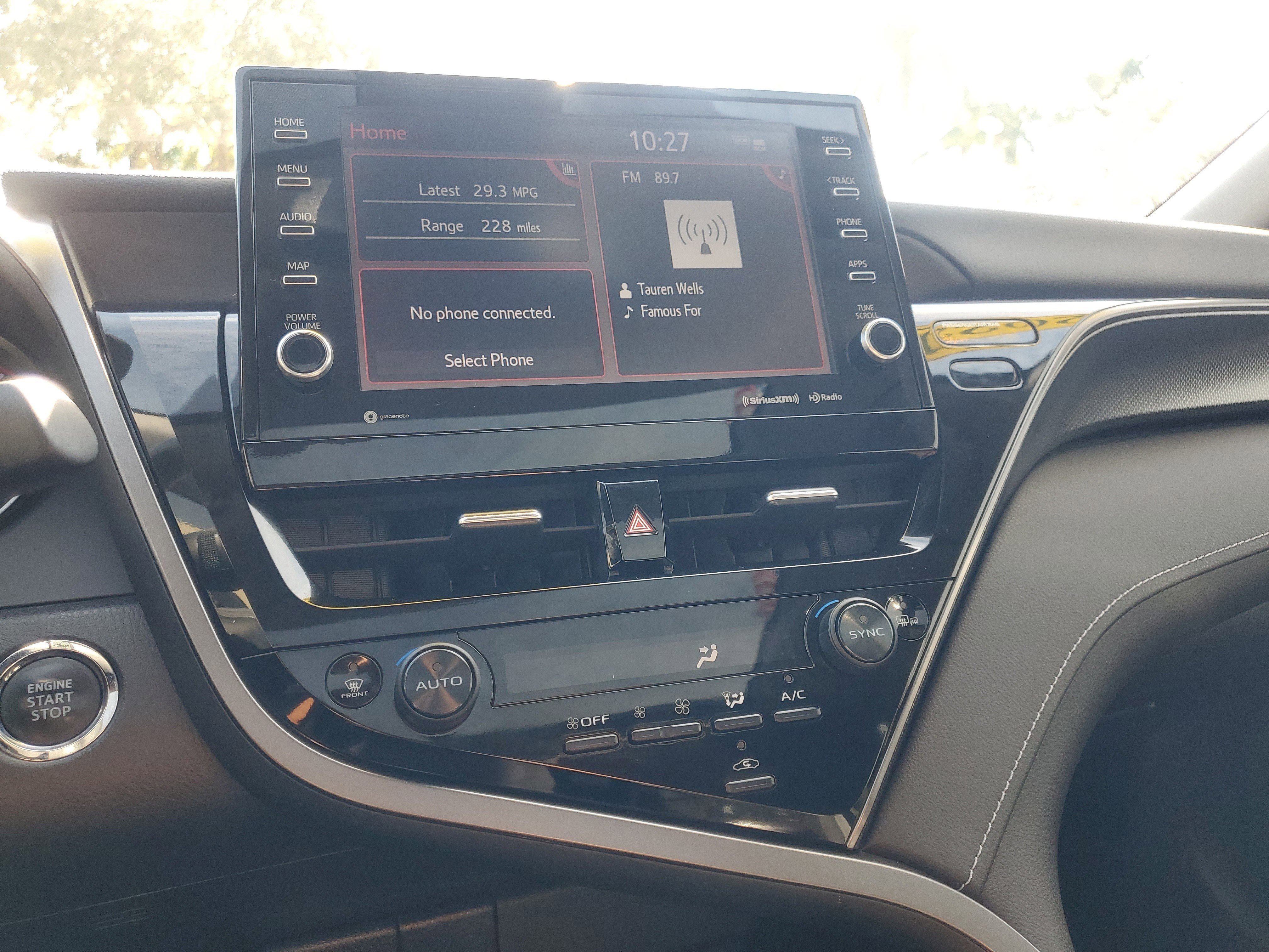 Used 2022 Toyota Camry XSE image 26